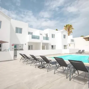 https://rociaga-35-apartment-8-100-meters-to-sea-front.in-canary-islands.com
